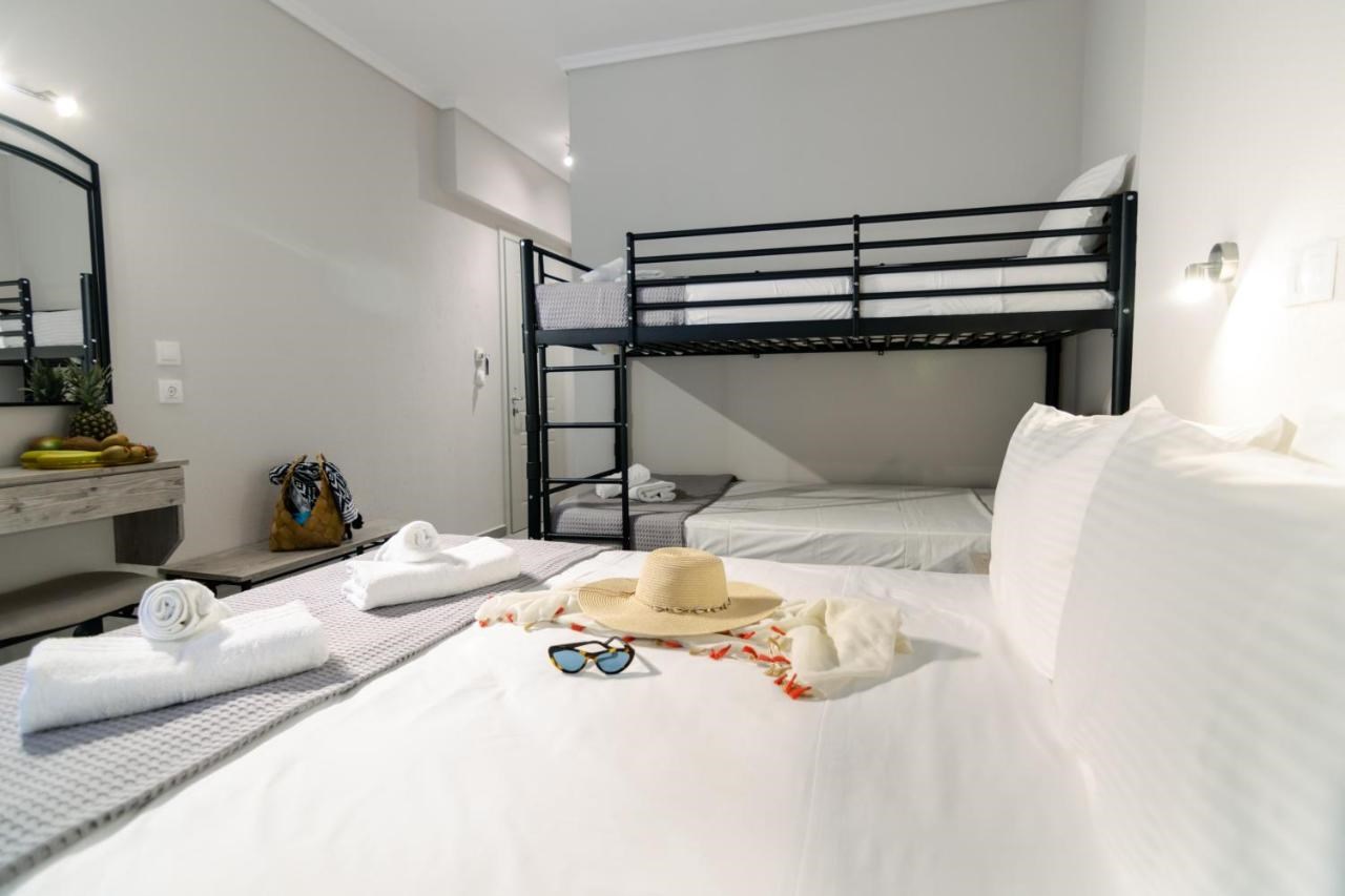 quadruple room